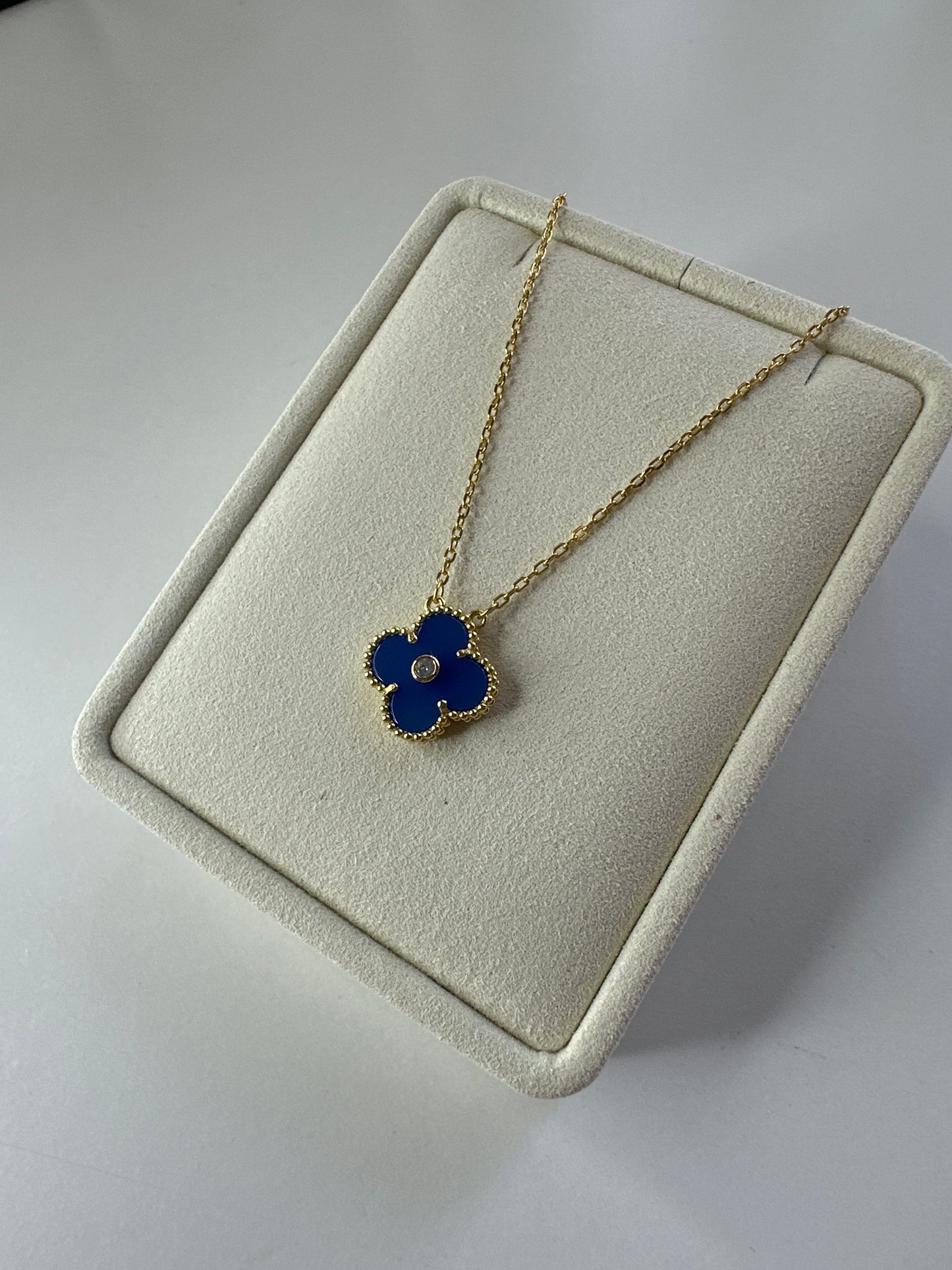 VCA CLOVER 15MM NECKLACE GOLD