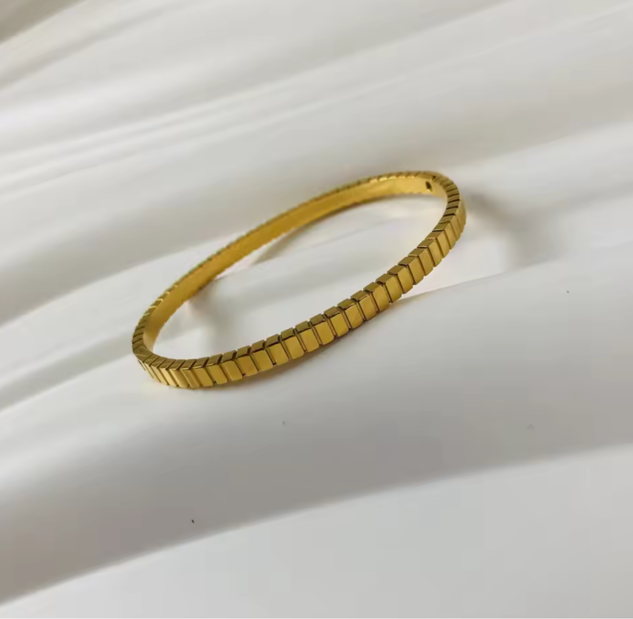 Mika Bangle