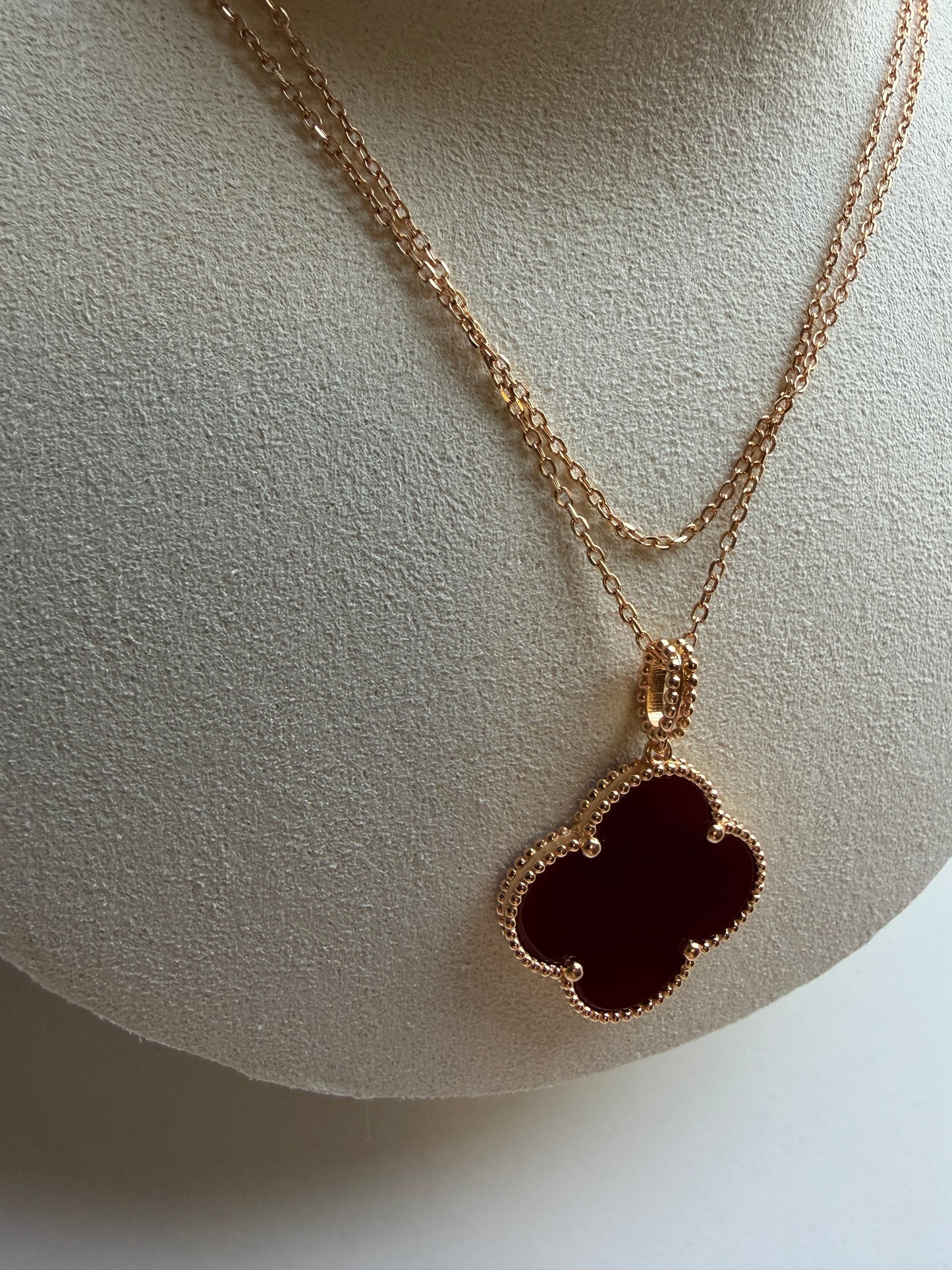VCA MAGIC CLOVER NECKLACE