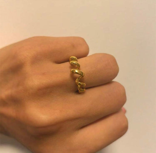 Mobius Ring