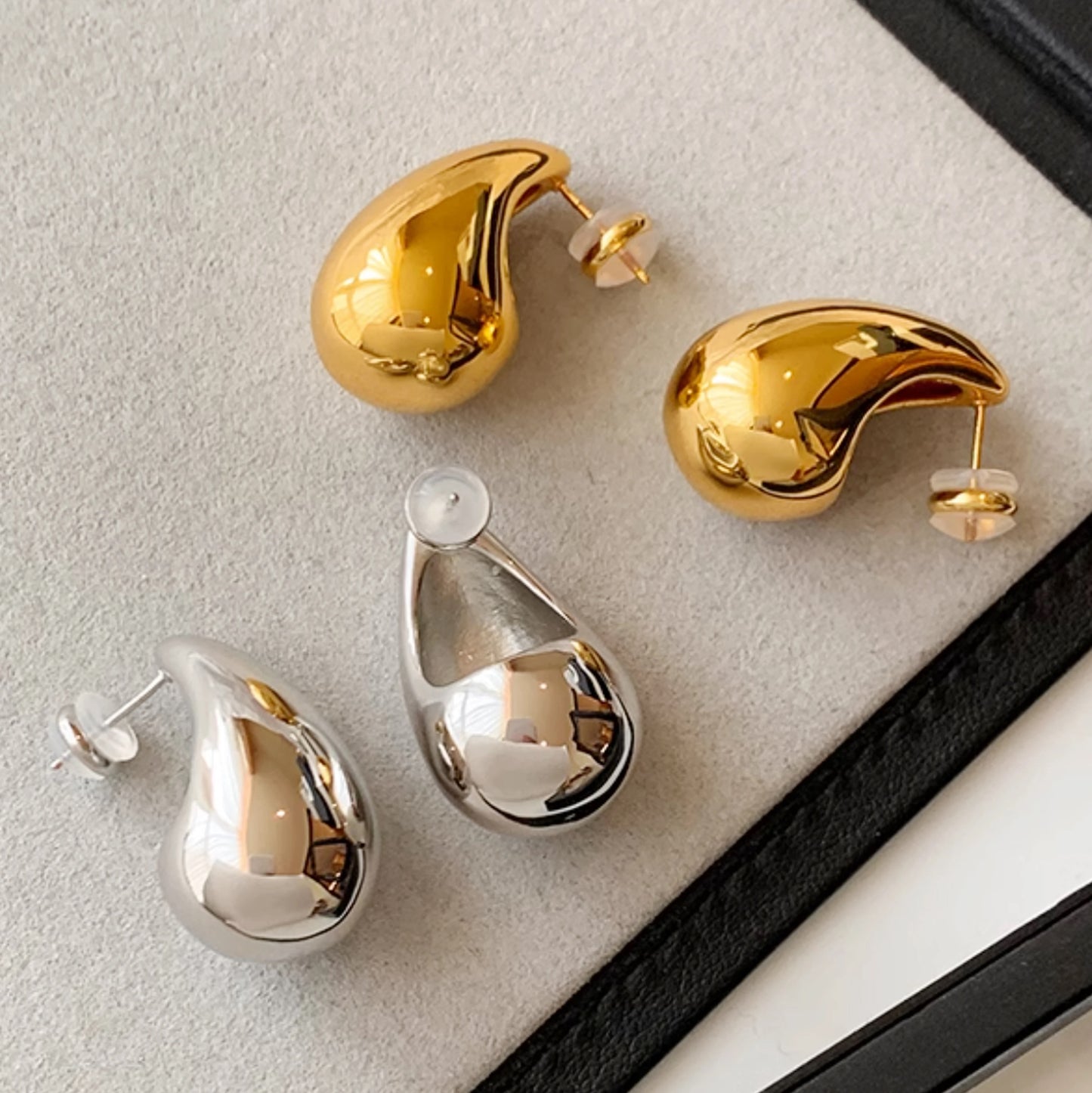 GOLD TEARDROP EARRINGS