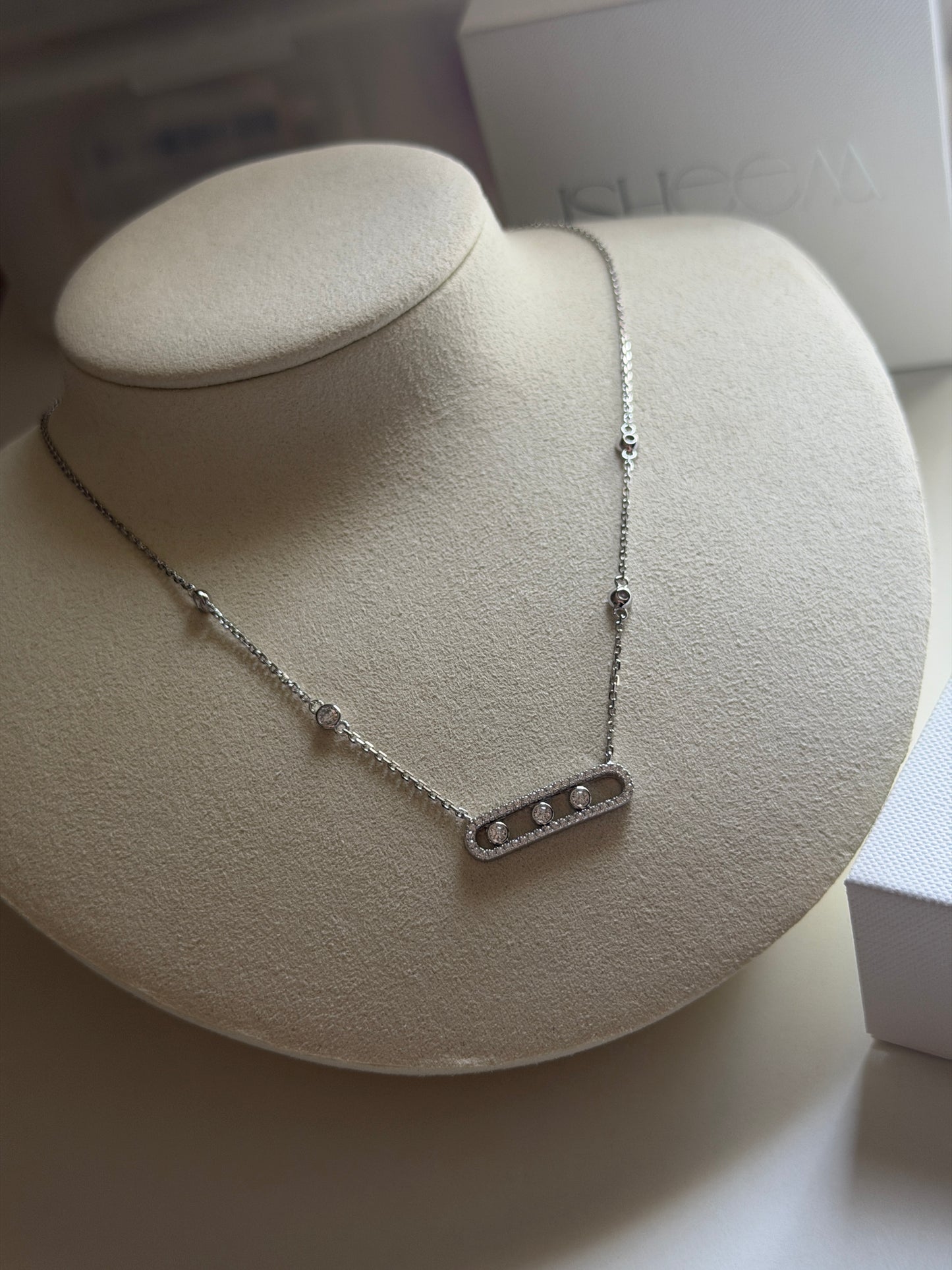 MESSIKA SILVER NECKLACE