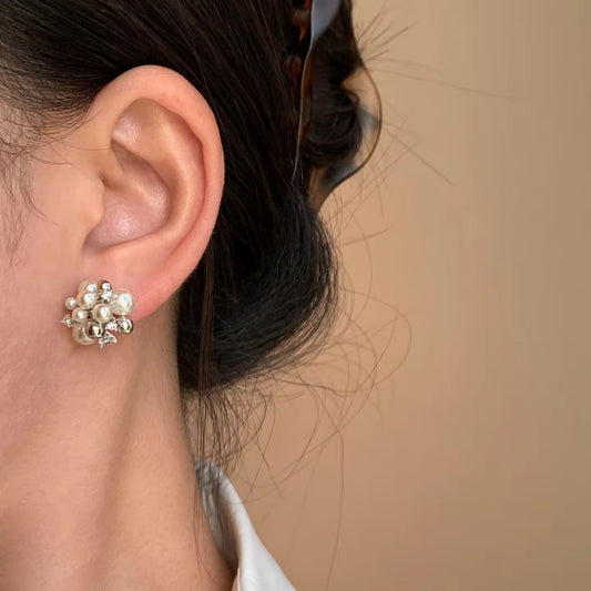 PEARL STUD EARRING