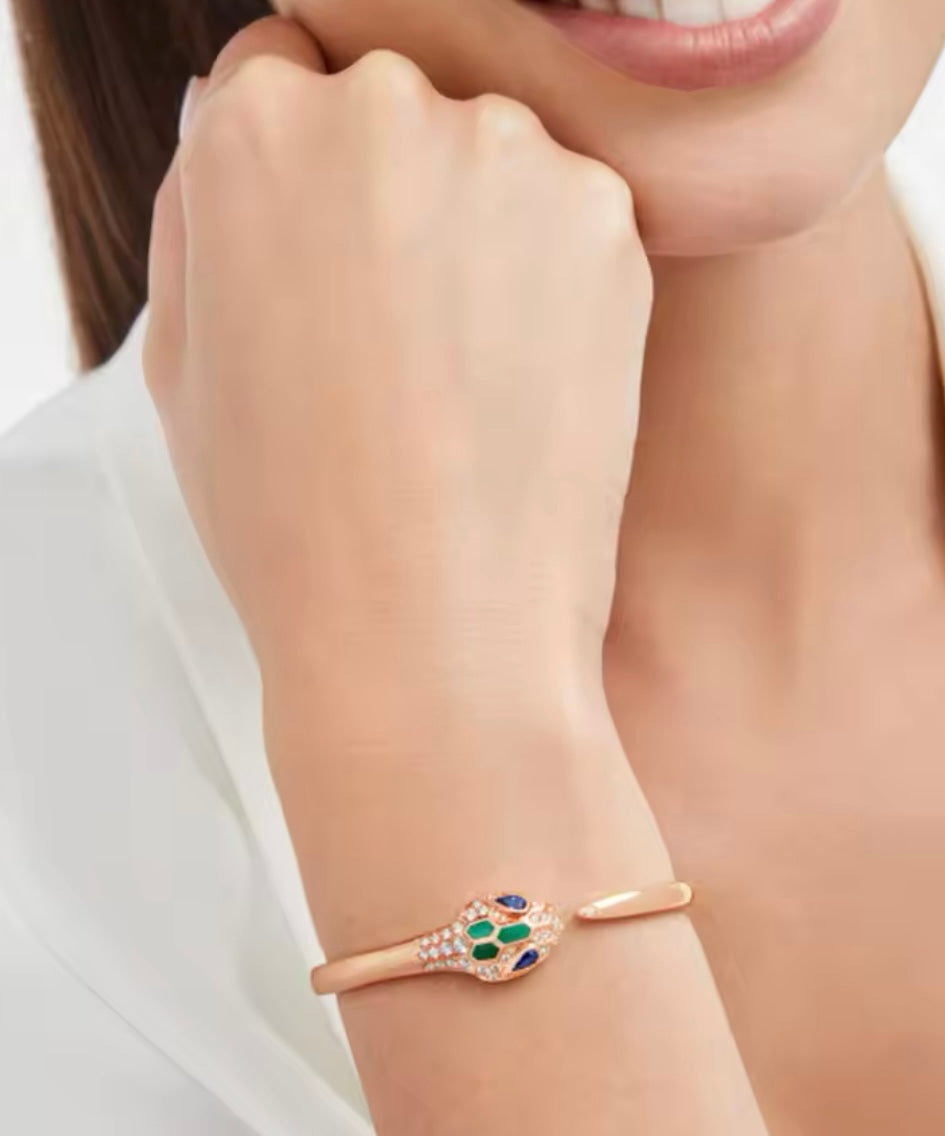 Serpenti Bangle