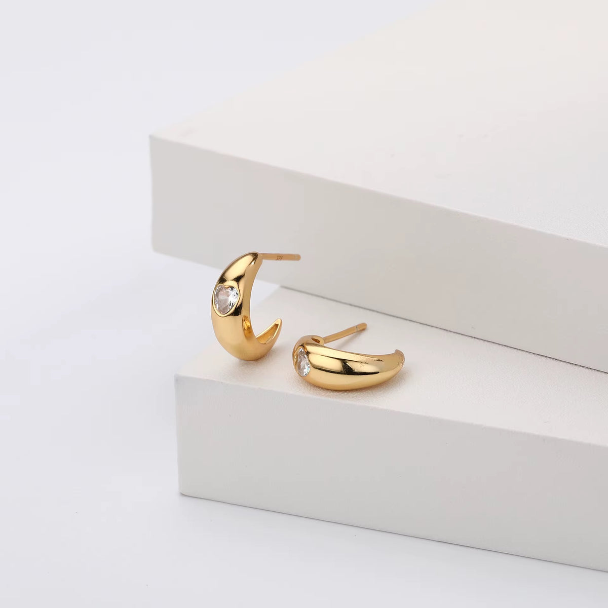 Aria Hoops