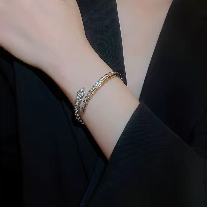 Serpenti Snake Bangle