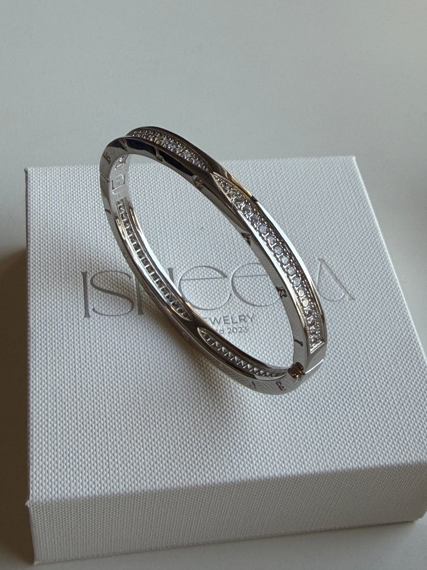 Bvlgari Bangle