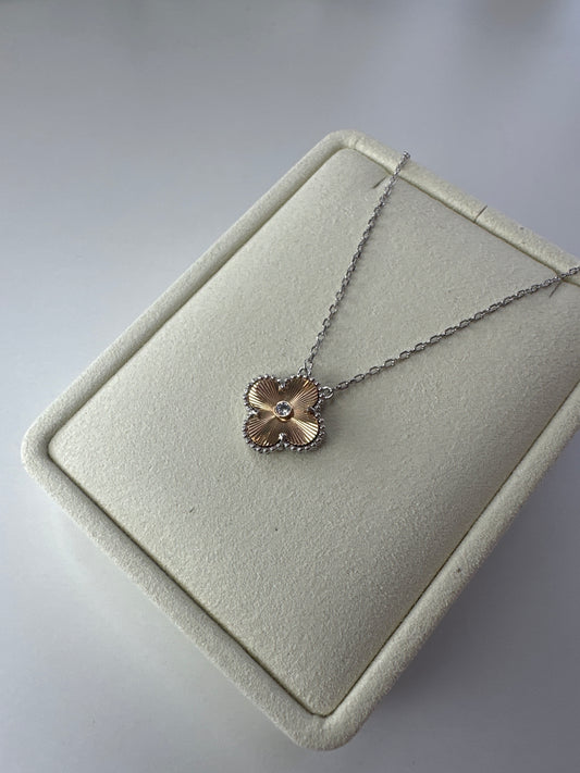 VCA CLOVER 15MM DIAMOND LASER NECKLACE SILVER