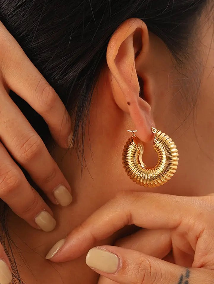 Cleo Hoop Earrings