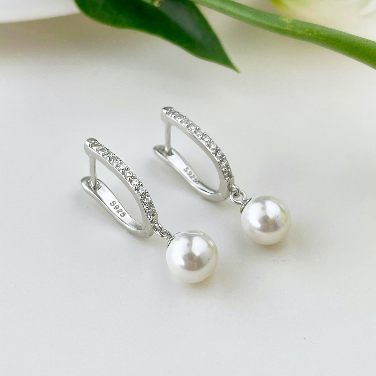 925 Sterling Silver Pearl Earrings