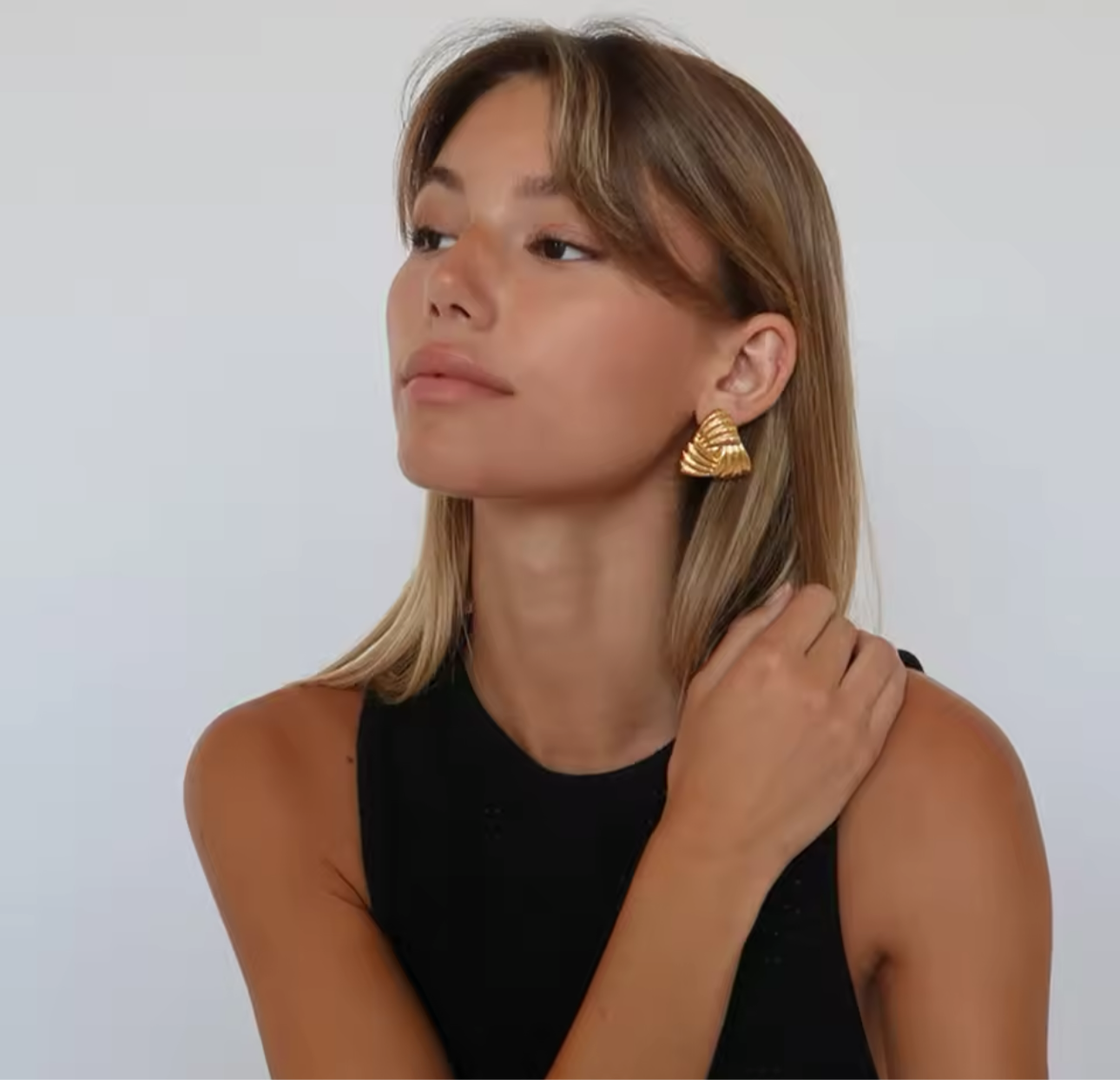 Noir Bold Earring