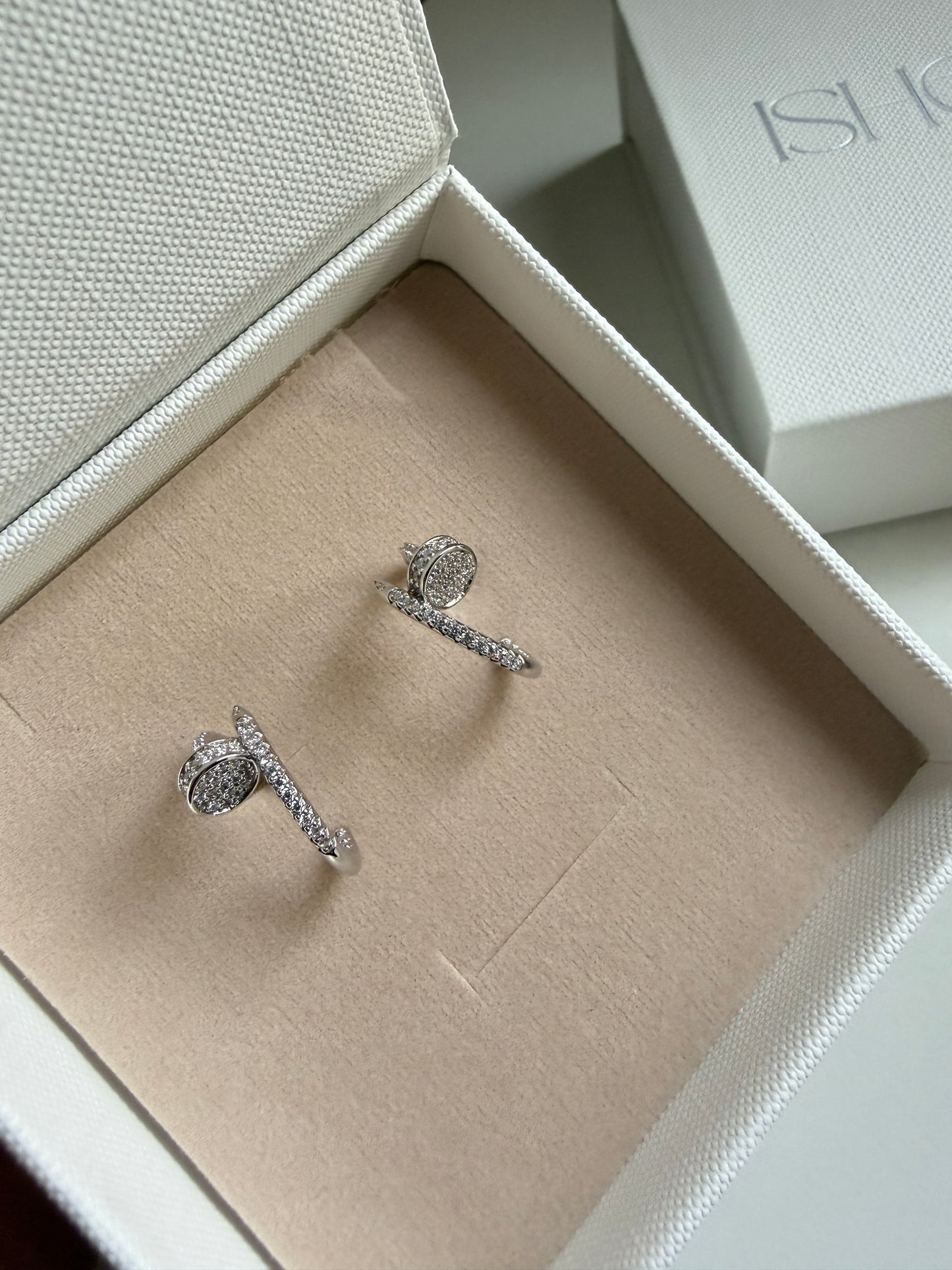 Cartie Nail EARRINGS