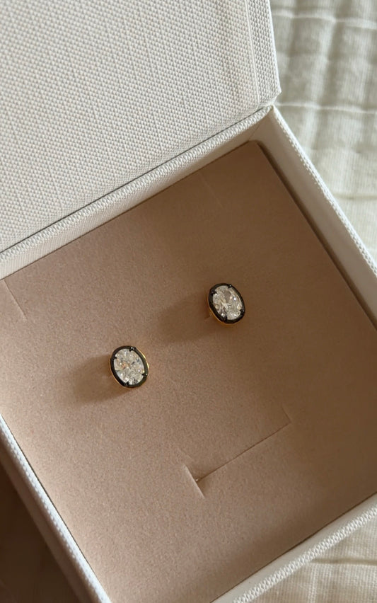 De la paix Stud Earring