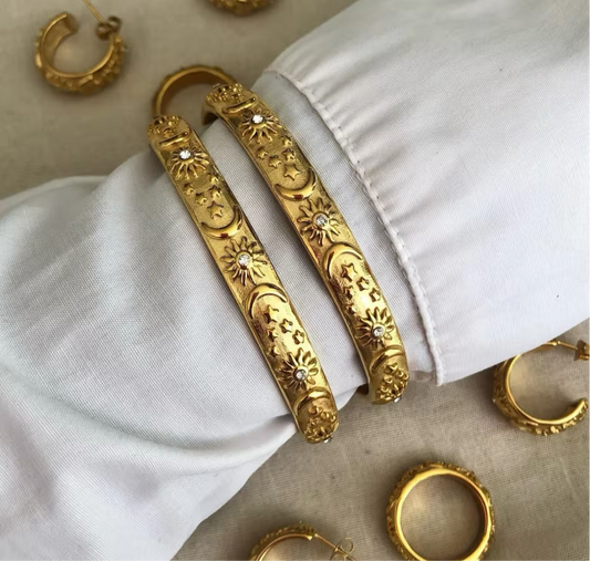 Vita Bangle