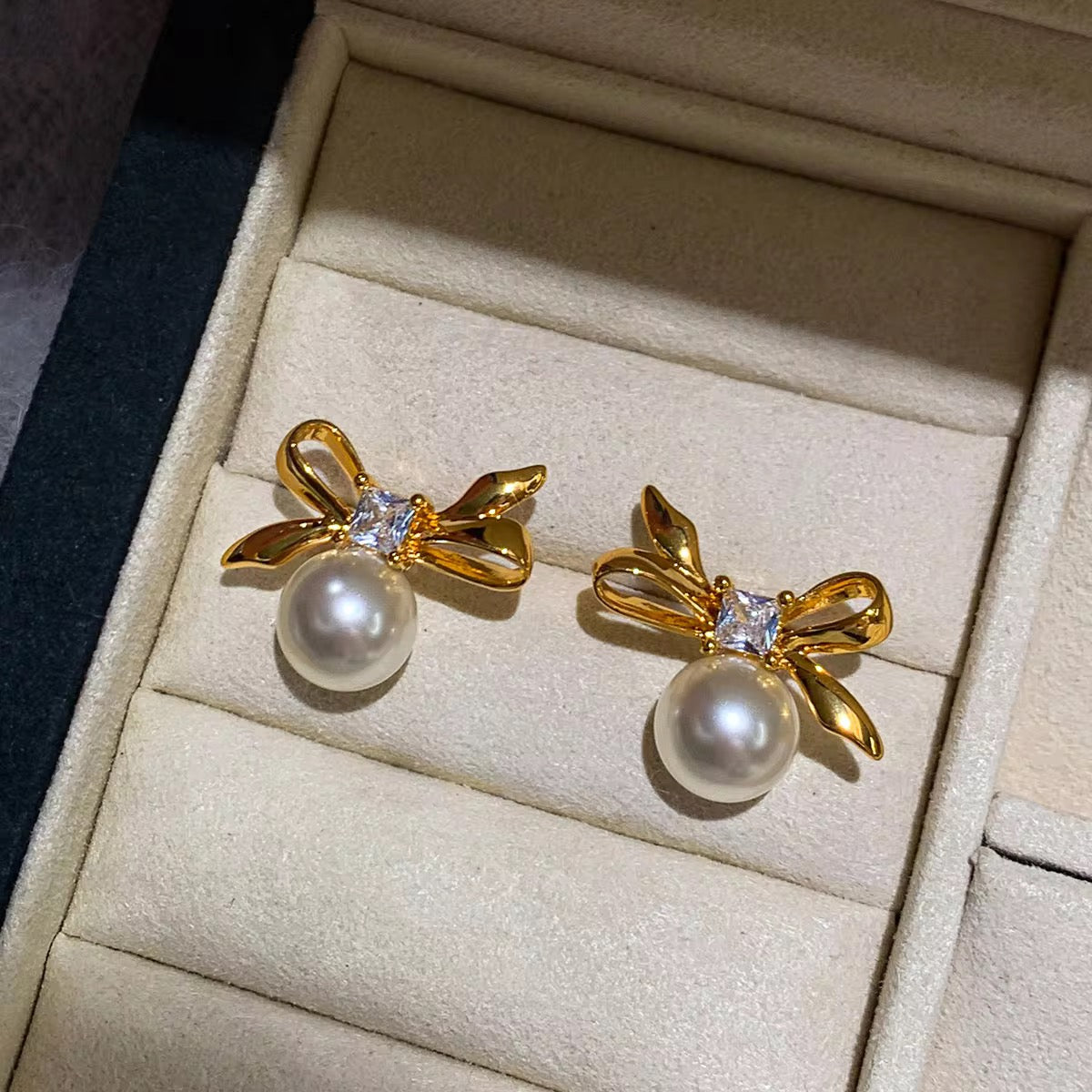 Bow Earrings