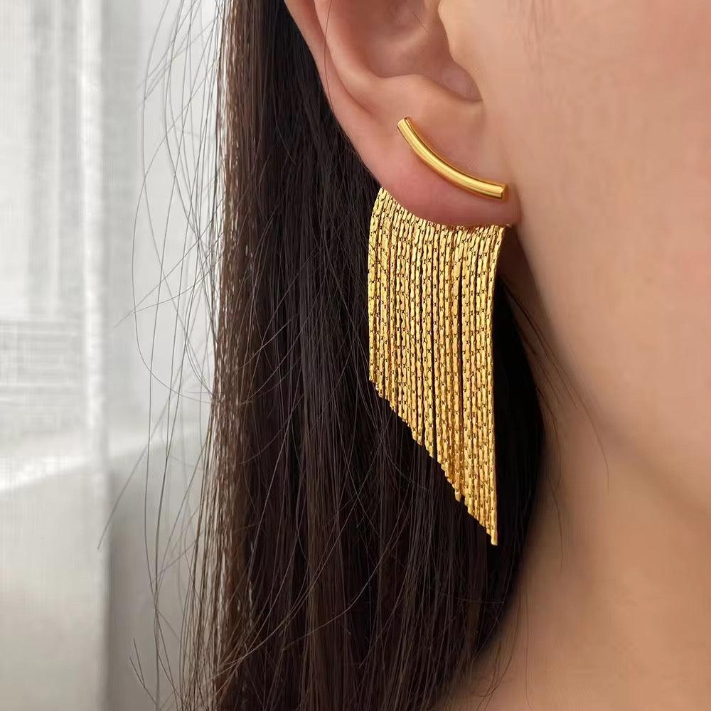 WATERFALL EARRING