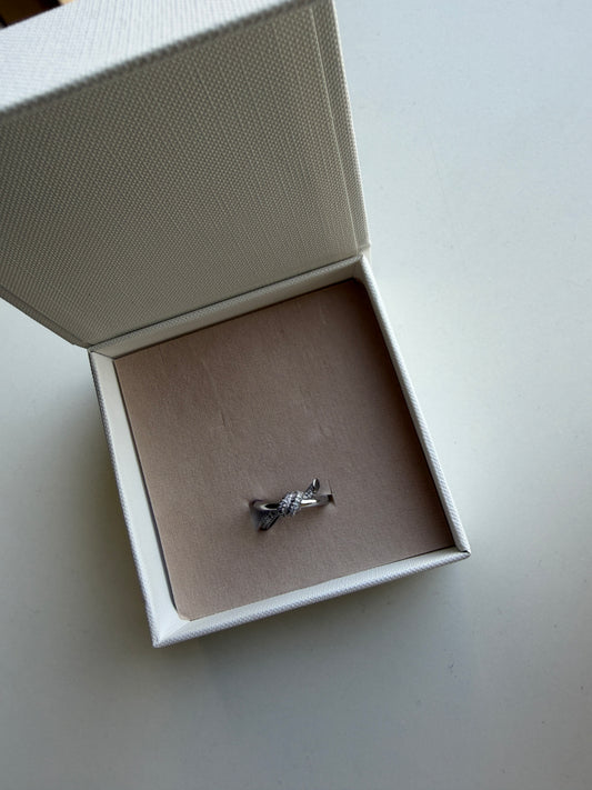 Tiffany knot Ring