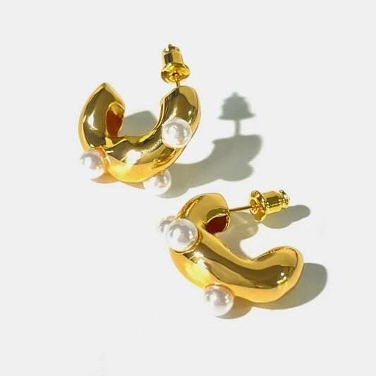 Peri'sbox Chunky Gold Plated Triple Pearl Hoop C-shaped Earrings