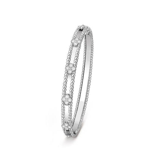VCA Perlee bangle