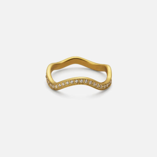 Minimal Wavy Ring
