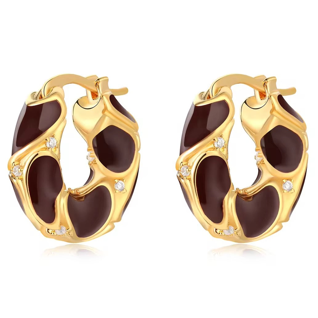 VINTAGE VERMILLION EARRING