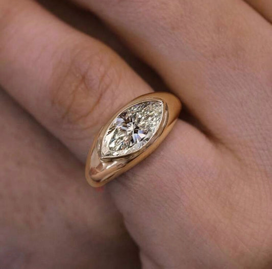 Siola Ring
