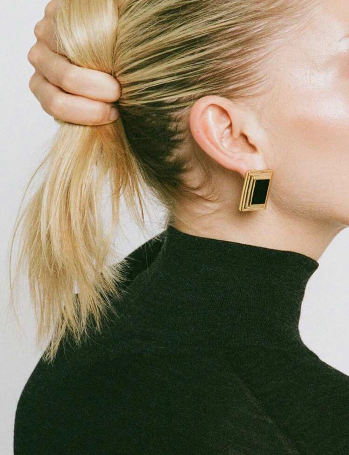 Nera Earrings – gold stepped frame stud earrings with a glossy black centre by ISHEEM